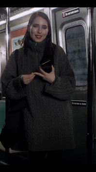 Beautiful Stranger Sucked Me in Train - Mollyredwolf