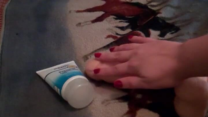 Scarlet Vixen: Oyuncak elle muamele azdırma