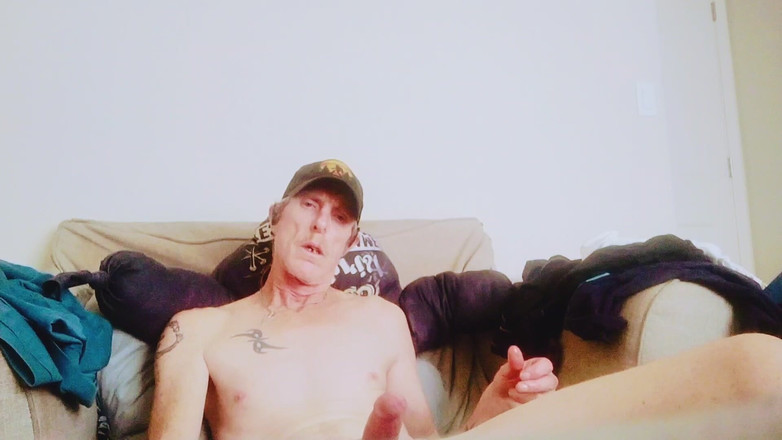 Michael Beach: Дрочу на порно на Faphouse