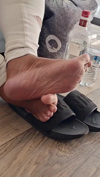 Lulusex dominazione bbw buongiorno adorazione dei piedi