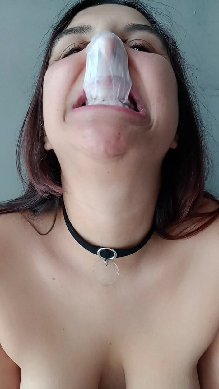 melu_world: Doing Big Gum Bubbles Naked for My Stepdaddy - Bunny Looner