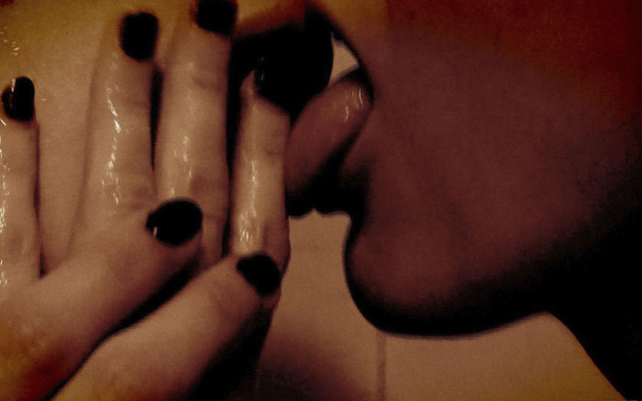 AltPorn4U: 2 gadis 2 basah kuyam