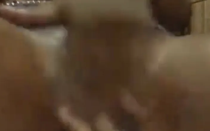 Barqueen: I Can't Stop Squirting