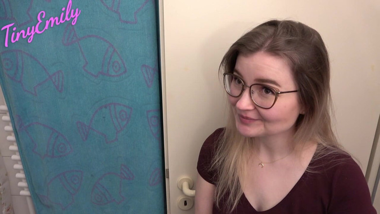 TinyEmily: Hjälp mig, jag behöver en stark hantverkare!