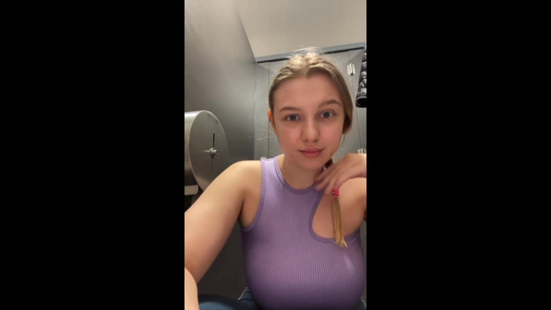 JuiceLussie: Risky Masturbate with Big Dildo and Tight Pussy