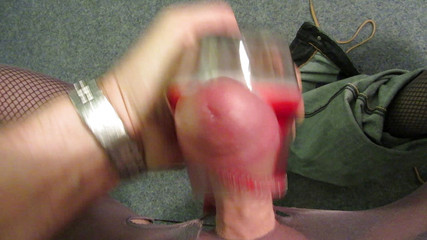 E-Werk 2000: Masturbace na vysokých podpatcích s výstřikem