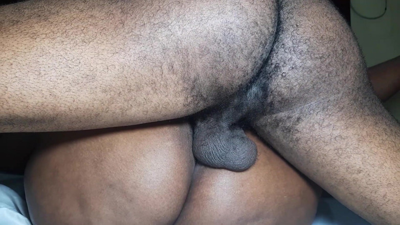 Krissyjoh: La bbw paffuta africana dal culo grosso riceve il grande...