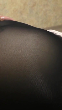 Travail de demi-gros cul en collants