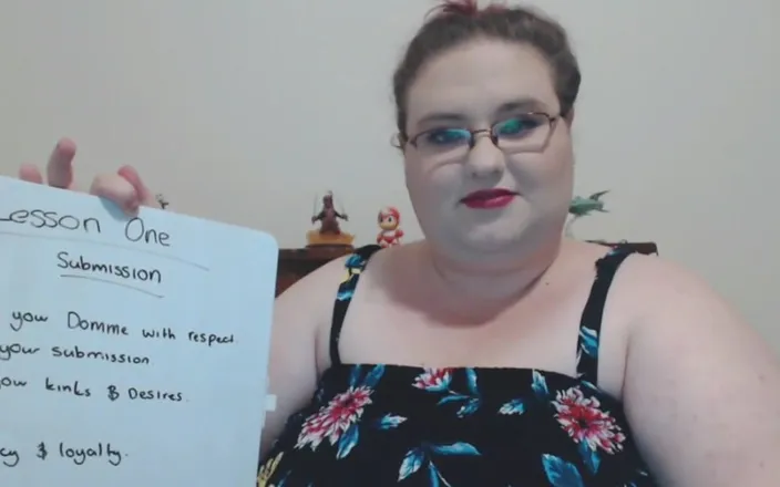 LaLaDelilah: Submission College: Lesson 1