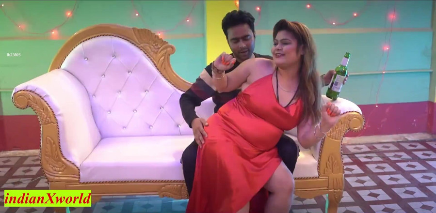 IndianXworld Premium: Office Boss Fucking My Beautiful Girlfriend! Indian Boss Sex