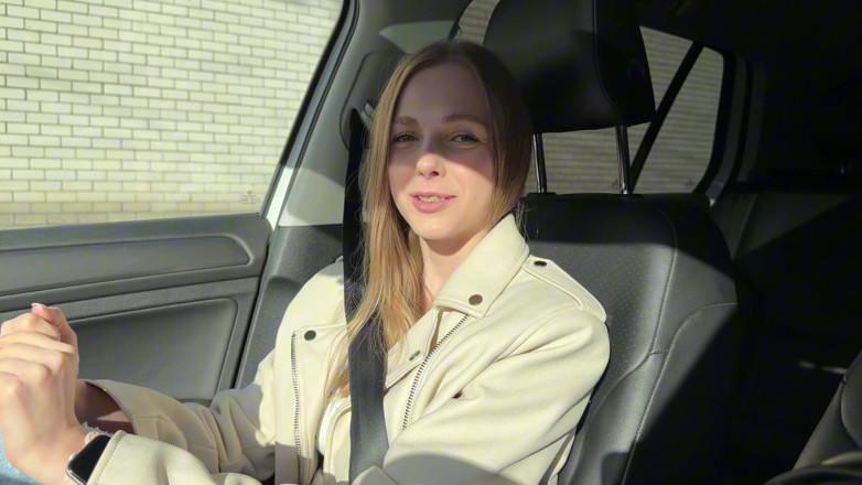 Arisha Mills: 没钱打车？那就脱掉内裤。我和前任出轨了。