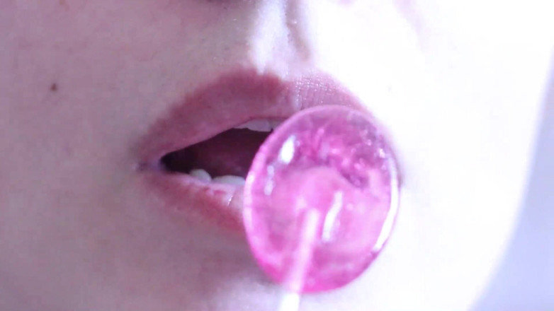 Honey BooBoo: Lieve lollypop van poesje naar mond