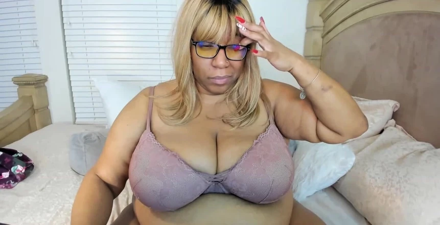 Josie4yourpleasure: Stream started at 02/18/2023 04:18 am Hai