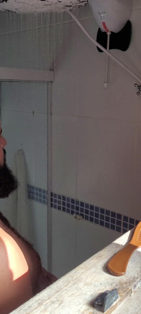 El ambiente se calentó... ¡Ven conmigo al baño!
