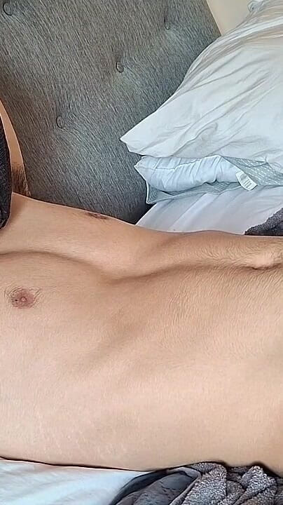 Bare skin man: Niemożliwe, aby nie spust głęboko ustny