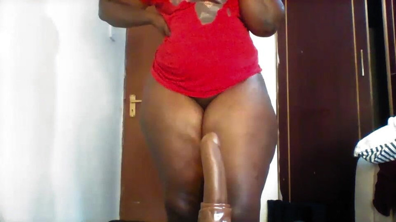 MetricalWonders121: A rainha anal está pronta para creme e lamber seu...