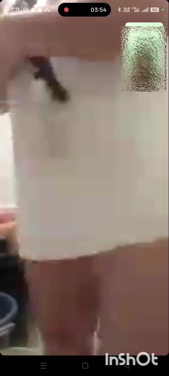 Sexgarl84: バスルームヌード