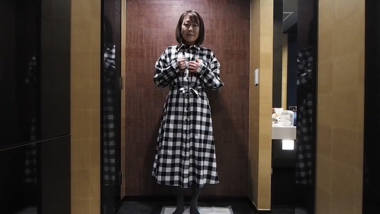 Mayumi Kanzaki: Vídeo Do Japão Se Despindo