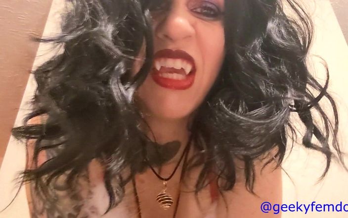 Geeky Femdom: Jul dubbel funktion