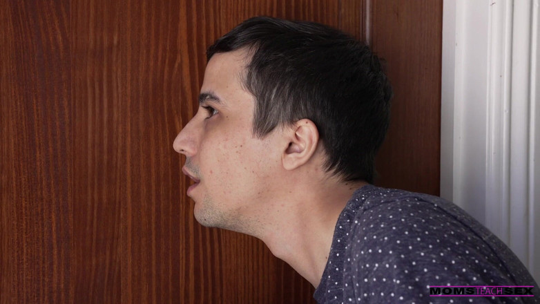 Moms teach sex: Stepmom Your Lips Taste Like Pussy - S16:e8