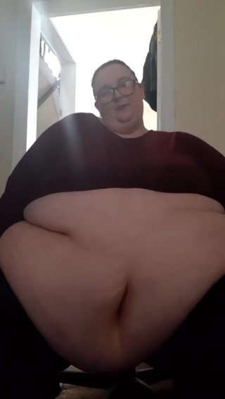 SSBBWLadyBrads: Vaše obézní bohyně ve tmě