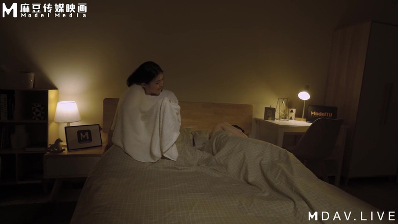 ModelMedia Asia: Чоловік-0006 мій маленький молочний собачий хлопець