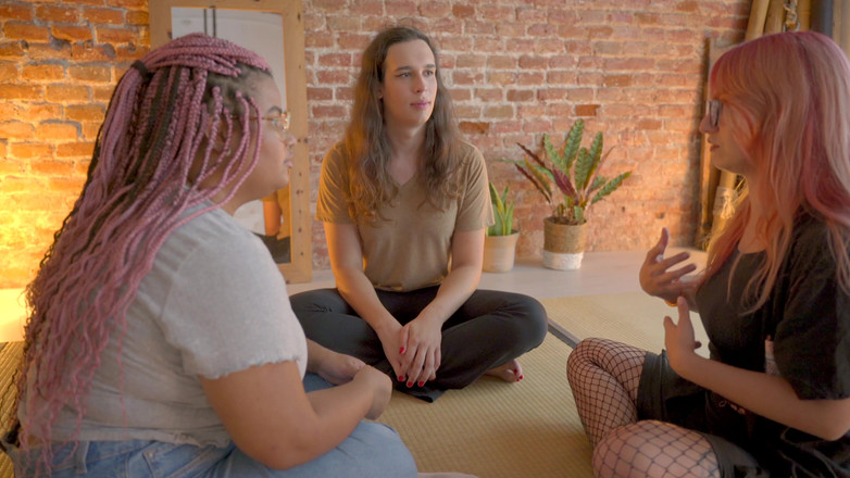 AltPorn4U: Karada играет за кулисами