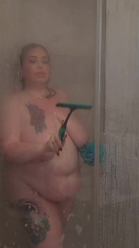 Mia MILF- BBW våt och redo