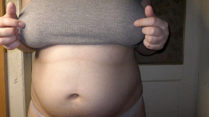 Milky Mari: Děvka se vrací domů s napuštěným creampie v kundičce - Milky...