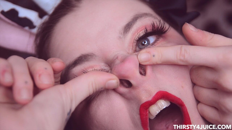 Freshie juice: Hucow nose fetiche play // ganchos