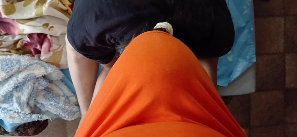 Lesbian-illusion: Aku jilat memek adik tiriku supaya dia nggak bilang sama...