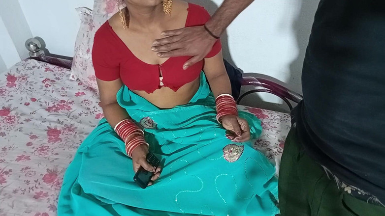 FireeCouple: Bengálská Bhabhi dostala dům propuštěna od pronajímatele a dostala mu...