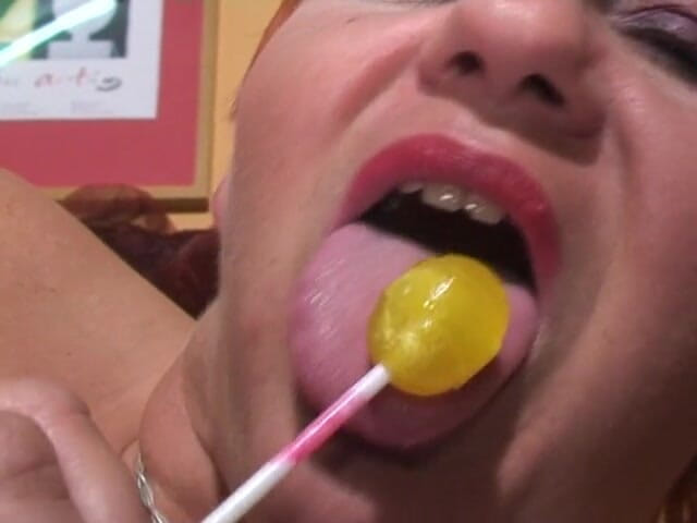 Anna Devot: Annadevot - Mmhh, tasty lollipop