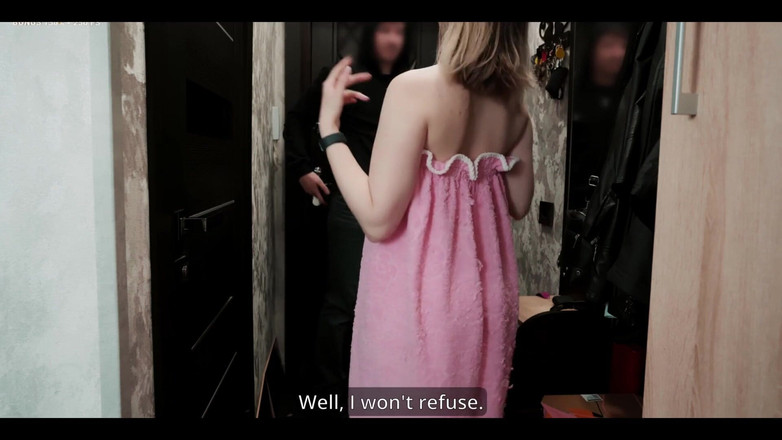 Stacy Starando: このピザ配達員は、裸の女の子と配達員という最も快適で素晴らしいヒントを得ました