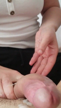 Mega Compilație 50 Cumshots Handjob Amateur
