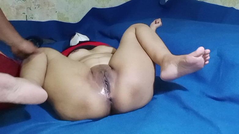 Babang endut: Fodendo a esposa do meu amigo, seguido pela buceta do...