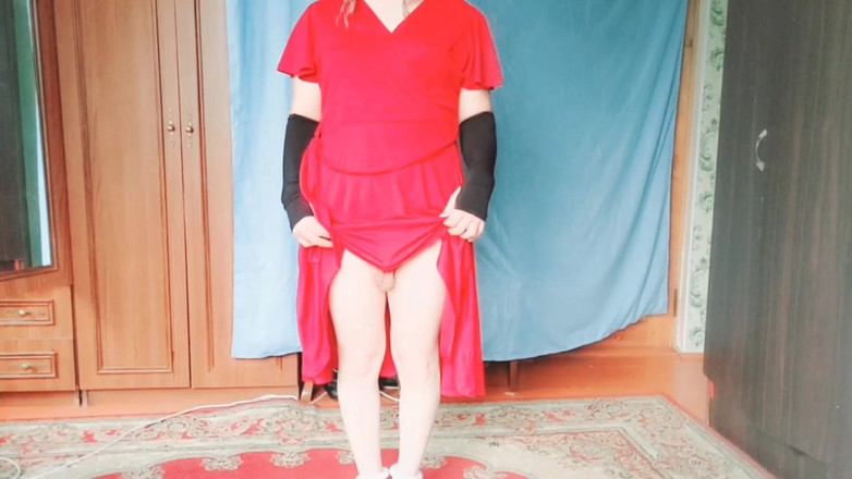 Kitty_Cross: 집에서 혼자 카메라에서 춤을 추는 핫한 거유 엉덩이의 크로스드레서