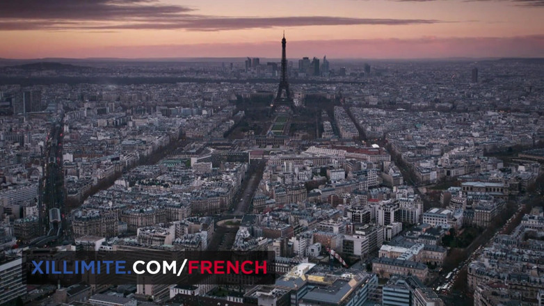 French girls at work: Ava Courcelles meets a man in the bathrooms