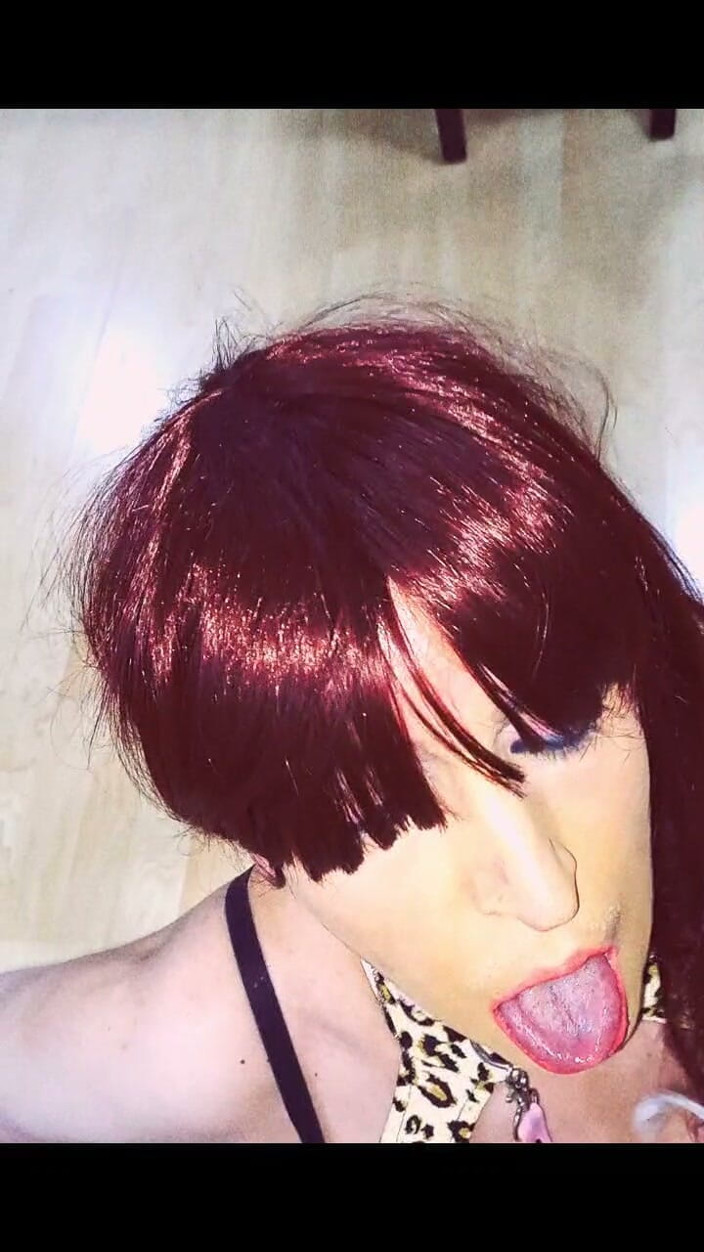 Tammy sissy slave: Golden Shower for Crossdresser