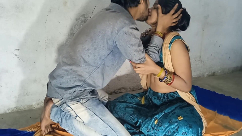 Vija: Video Girlfriend Ko Pela in Her Room HD Video