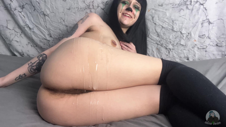 Alice Bean: Пукати масажний салон