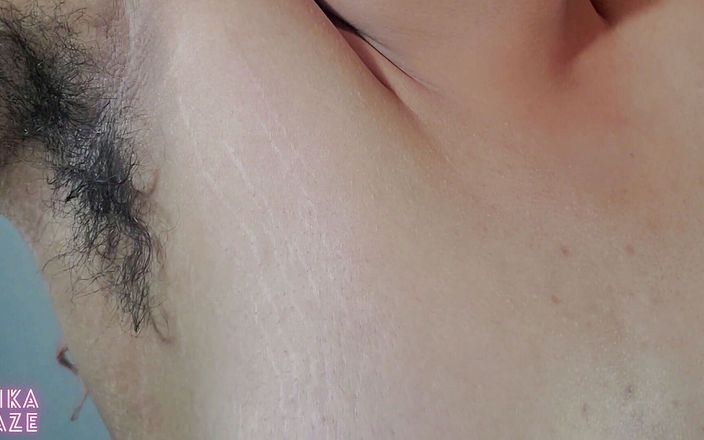 Mika Haze: Adoración de axila peluda