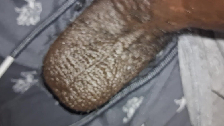 Chocolate Meat Stick: 보짓물이 많은 지성 흑인 대물 자지 천천히 클로즈업