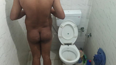 Jyoti Verma: Sabato esibizione di danza nuda in bagno