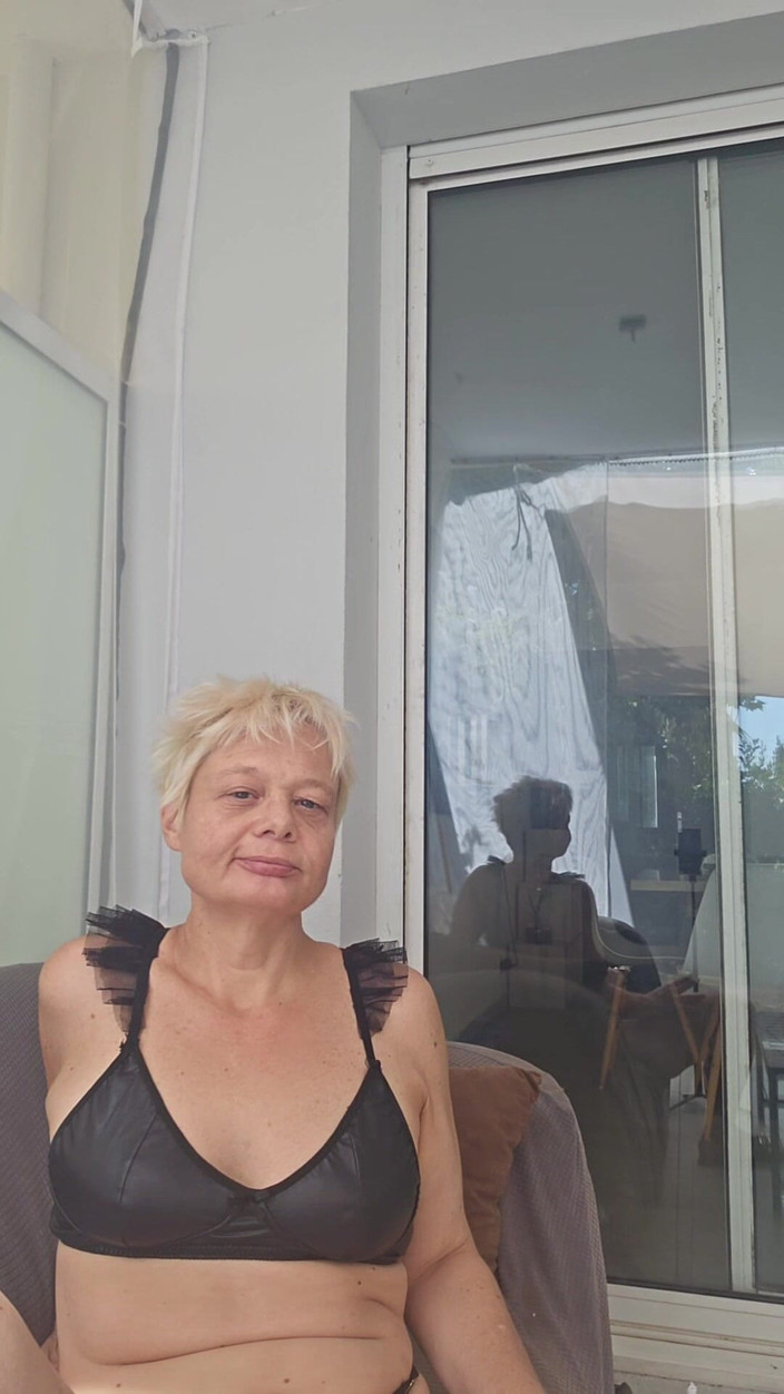 Sofy13: Hard Solo of a Slutty MILF: Double Penetration and Intense...