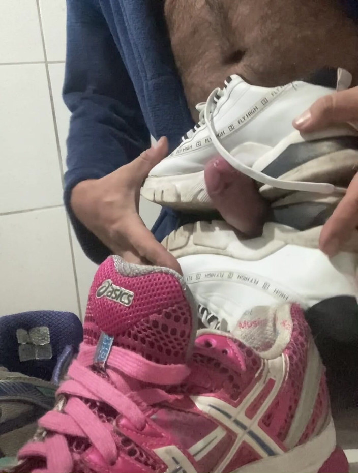 Sneakerfetish_BR: 操我女人的运动鞋