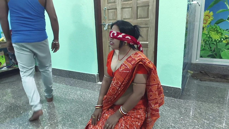 Sona bhabhi: Frumoasă indiancă din Bengal sari Wali Bhabhi futută în față muie...