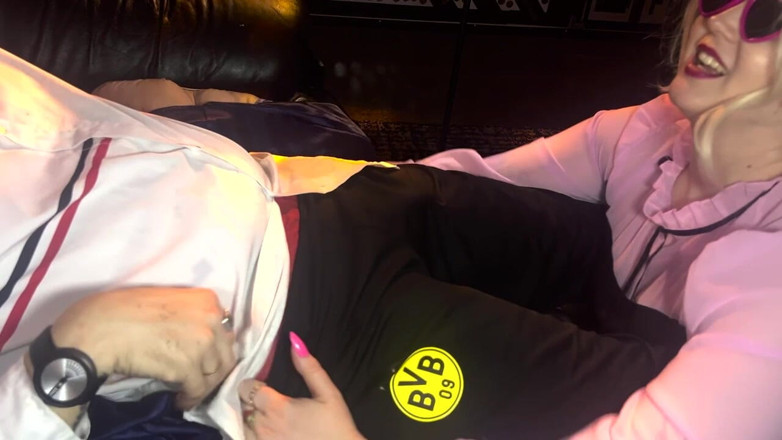 Shawna Panofka: Amante Se Divierte Con Mi Humillado!