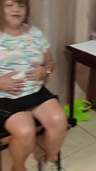 Mature Stepmother Invites Me to a Hotel to Propose Something to Me