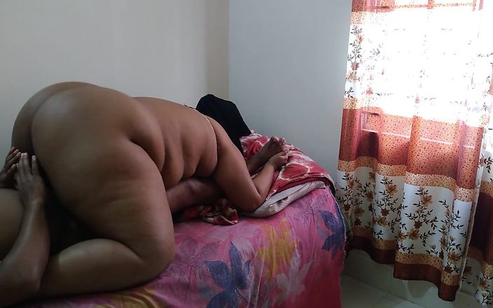 Aria Mia: Desi Sexy Maa Ni Apni Beta Ko Jabardasti Chudai - Widow...